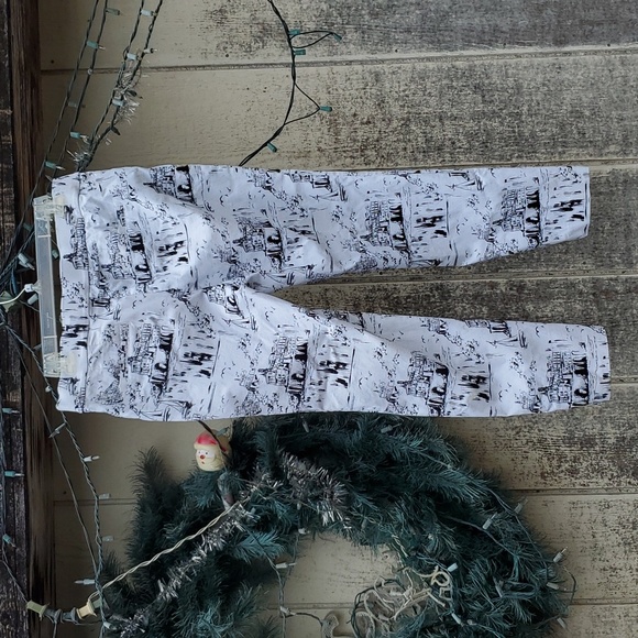 Pants - Picture 3 of 7